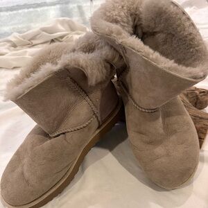 UGGS (Selene Rope BAILEY BOW)